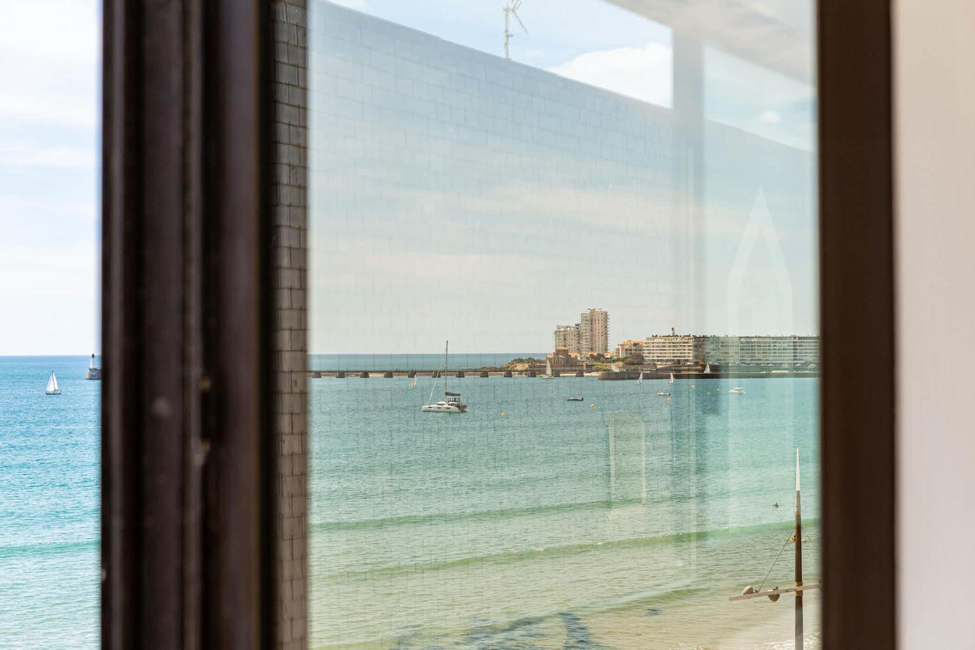 Appartement Au Pied De La Plage, Vue Imprenable Sur La Mer Les Sables-dʼOlonne Exterior foto